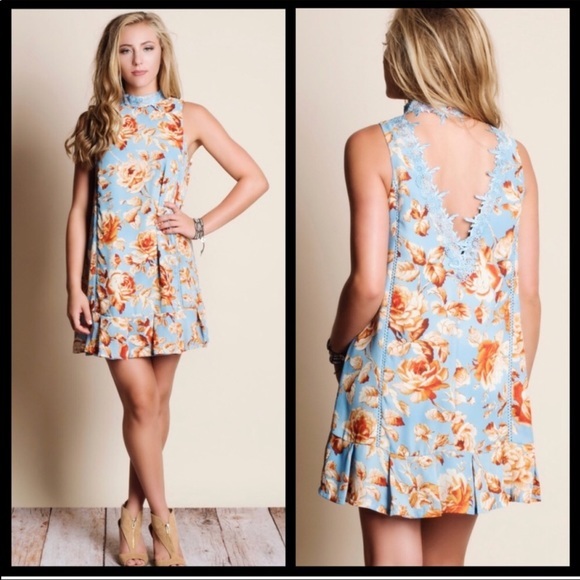 ❣️ Sale was 45$ down sizing ❣️ Floral choker loose fitted dress - Picture 2 of 6